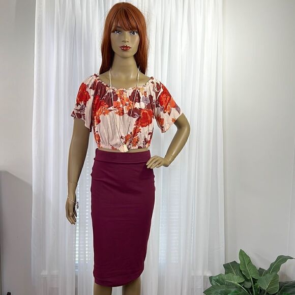 3 Piece Set ILLA ILLA Top, Zenana Skirt & Tassel Necklace Large - Picture 1 of 10
